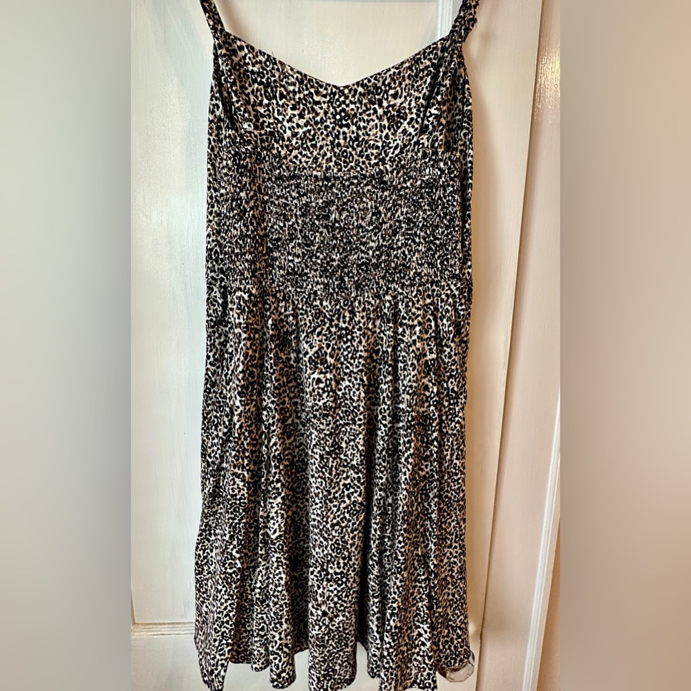 Leopard Print Dress - Picture 4 of 5